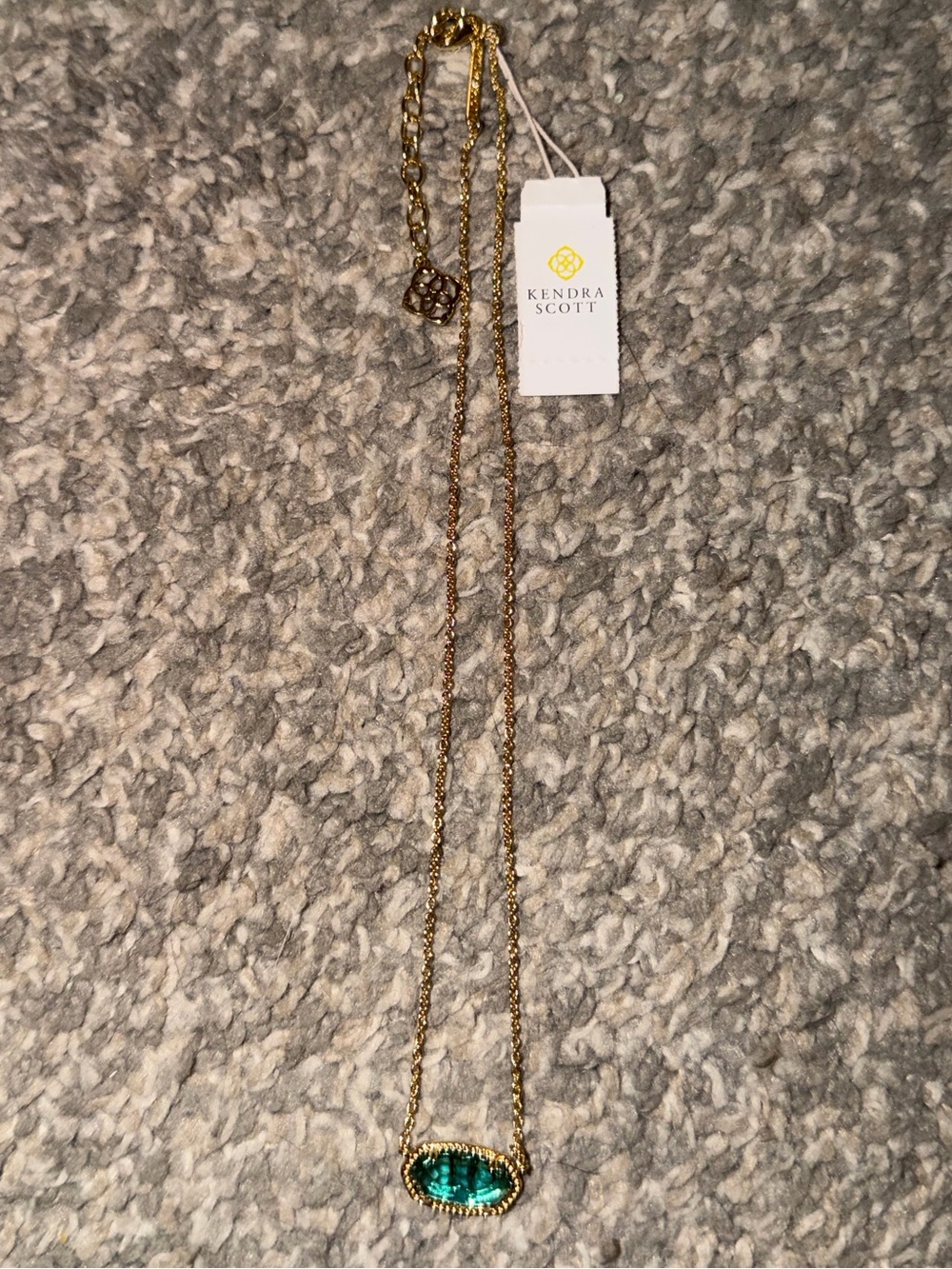 Kendra Scott Elisa Gold Pendant Necklace in London Blue Glass NWT - Picture 4 of 4